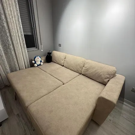 I&s 4 Golem (Tirana)