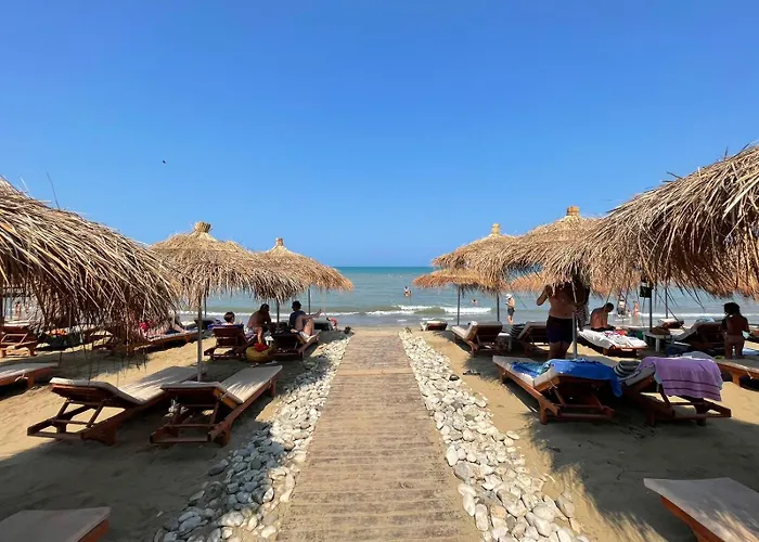 I&s 4 Apartment Golem (Tirana)